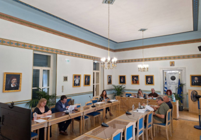 Περιφερειακή Επιτροπή | Συμμετοχή στην 88η ΔΕΘ και αποφάσεις για βελτίωση οδικών δικτύων και προμήθεια εξοπλισμού για το Ιστορικό-Λαογραφικό Μουσείο Κορίνθου